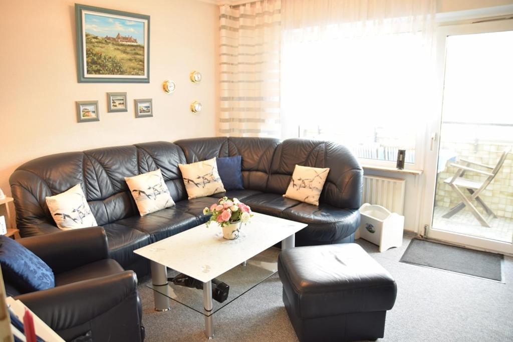 2-zimmer-appartement Im 1. Obergeschoss Mit Hallenschwimmbad Und Sauna. Apartment *