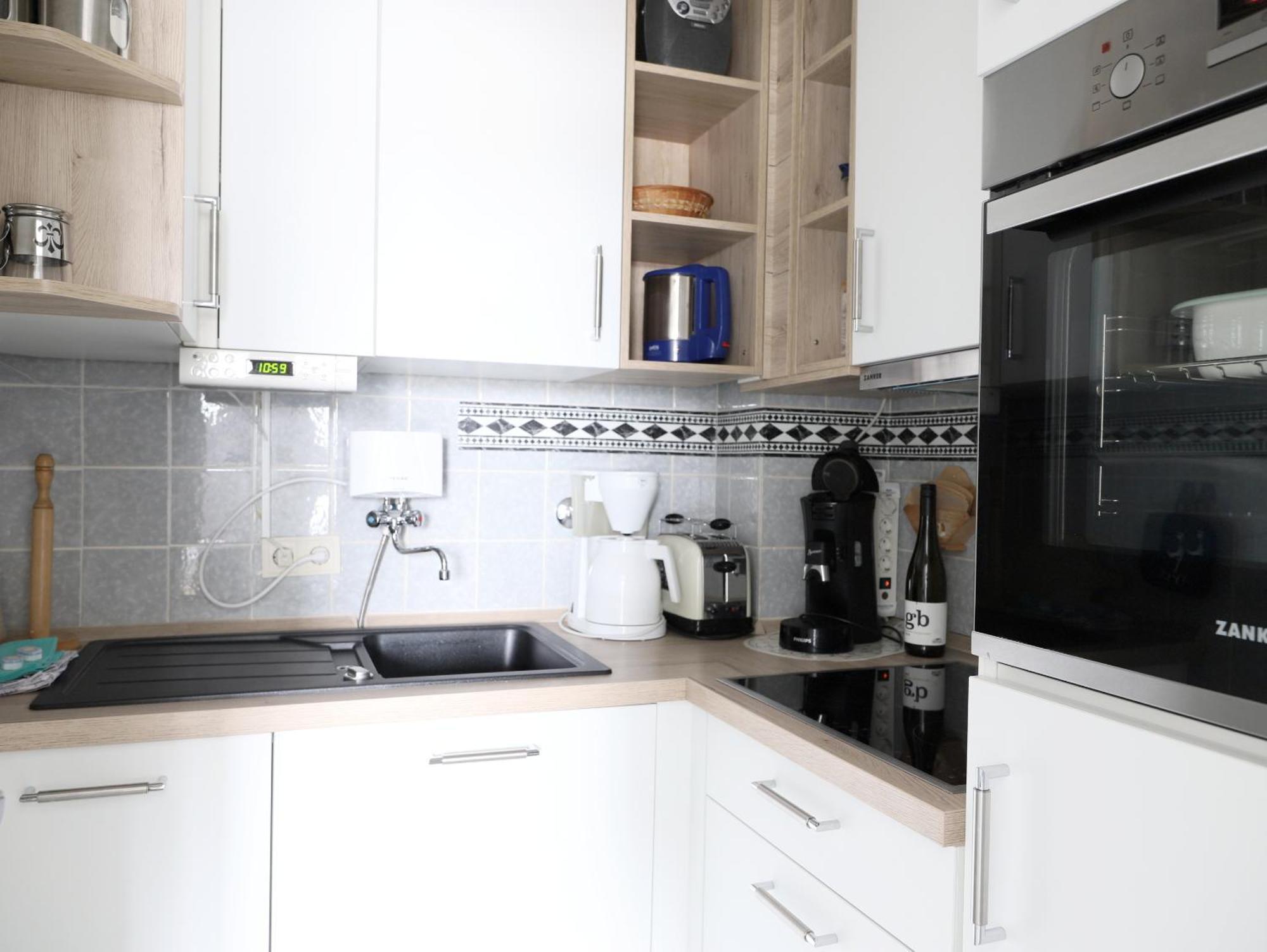 2-zimmer-appartement Im 1. Obergeschoss Mit Hallenschwimmbad Und Sauna. Westerland